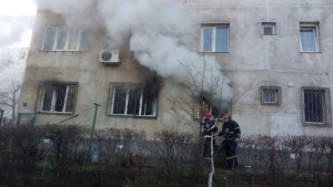 Incendiu de apartament. FOTO ISU Dobrogea