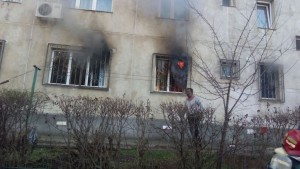 Incendiu de apartament. FOTO ISU Dobrogea