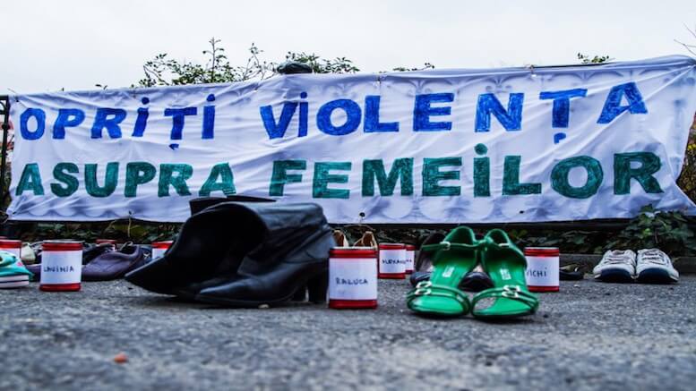 Campania anti-violența împotriva femeilor