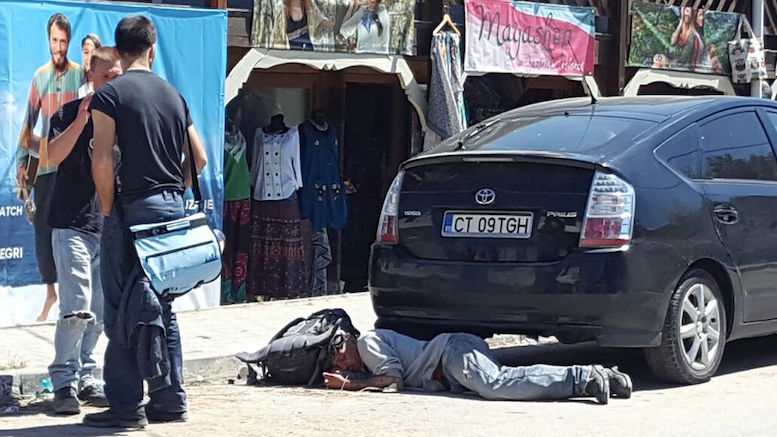 Vamaiot care doarme pe stradă