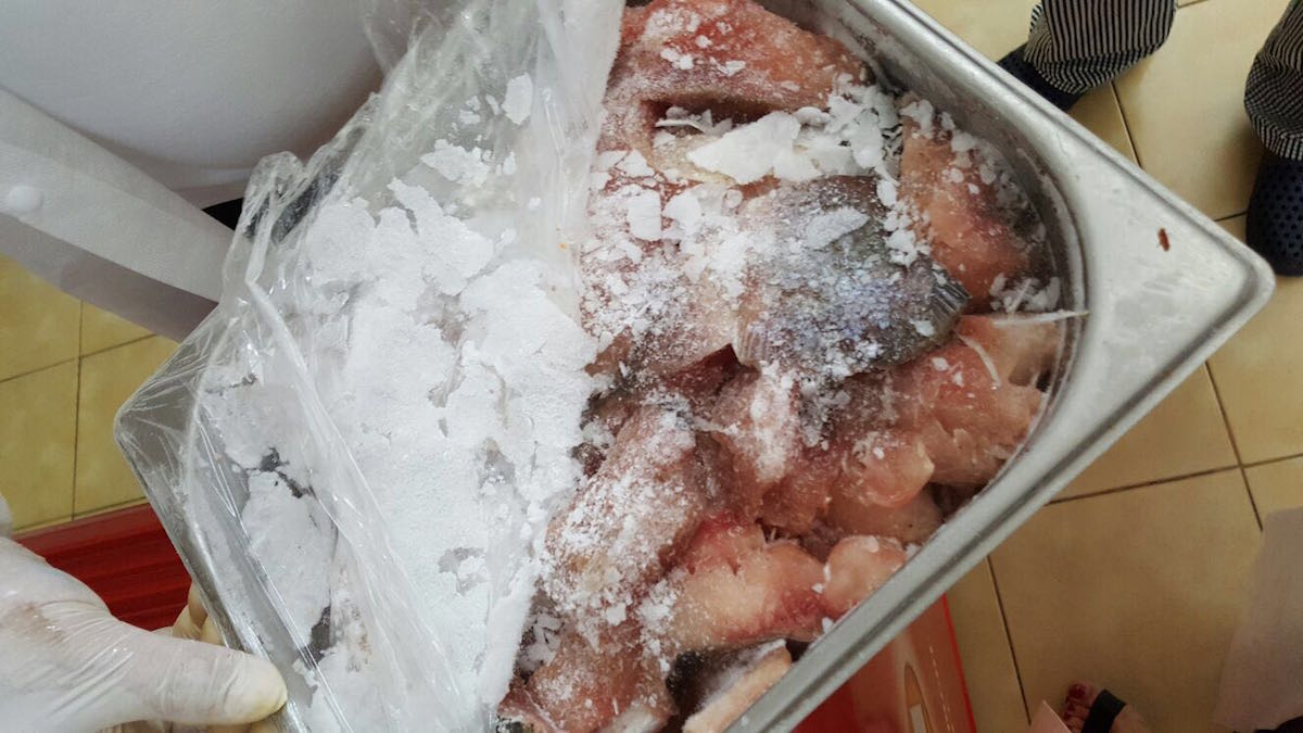 Carne expirată depistată de ANPC