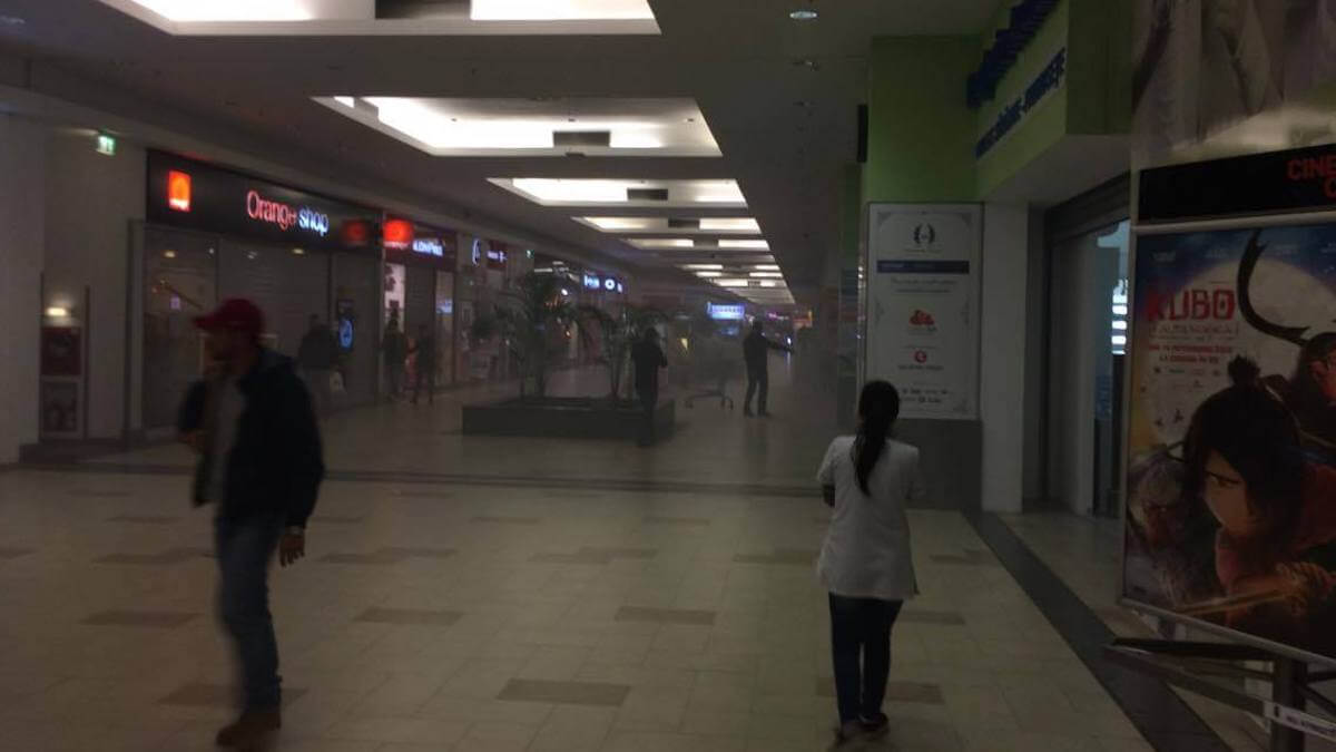 Fum pe culoarele de la Maritimo. FOTO it-blog.ro Ciuca Valeriu