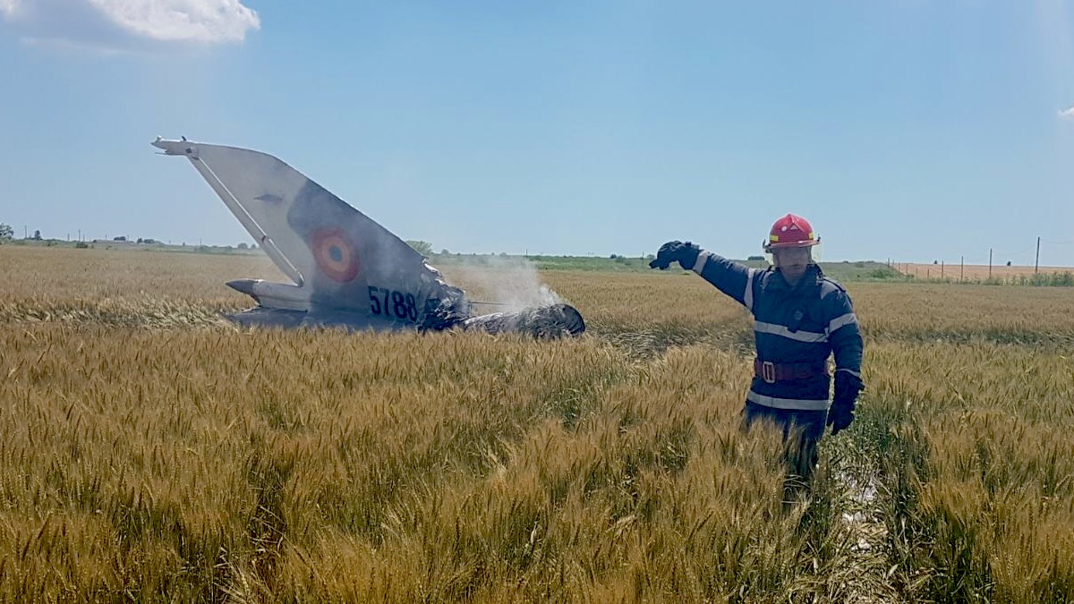 MIG 21 LanceR, prăbușit la Nazarcea. FOTO ISU Dobrogea