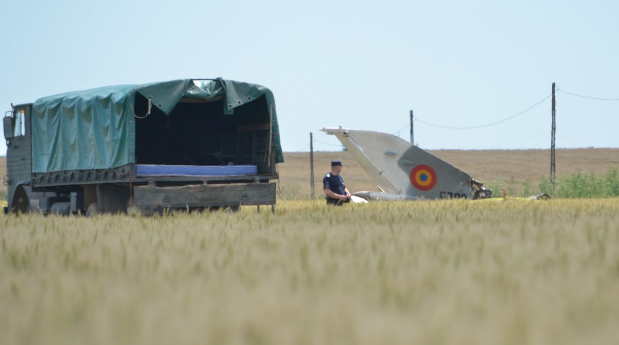 Avionul MIG 21 LanceR, prăbușit la Nazarcea. FOTO Cătălin Schipor