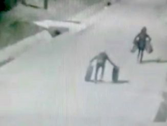 Hoți de anvelope la Satu Nou, Constanța. FOTO Captură Video