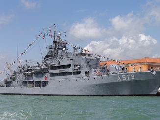 TCG „Cezayirli Gazi Hasan Pașa” (A-579). FOTO Wikipedia