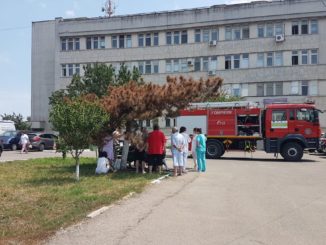 Incendiu la Spitalul CFR din Constanța. FOTO ISU Dobrogea