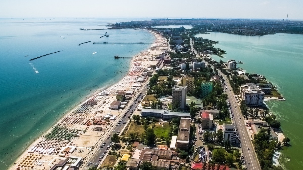 Club din Mamaia, sancționat de polițiștii cu 10.000 de lei pentru nerespectarea măsurilor în contextul pandemiei de COVID-19