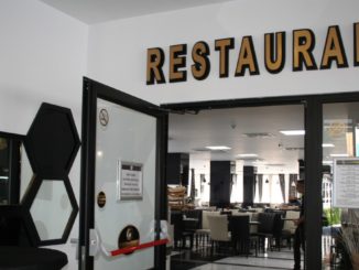 Patronatele din turism intenționează să dea Guvernul în judecată dacă restaurantele din hoteluri nu se deschid pe 15 iunie
