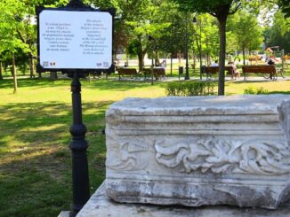 Se montează panouri informative în Parcul Arheologic. FOTO Primăria Constanța