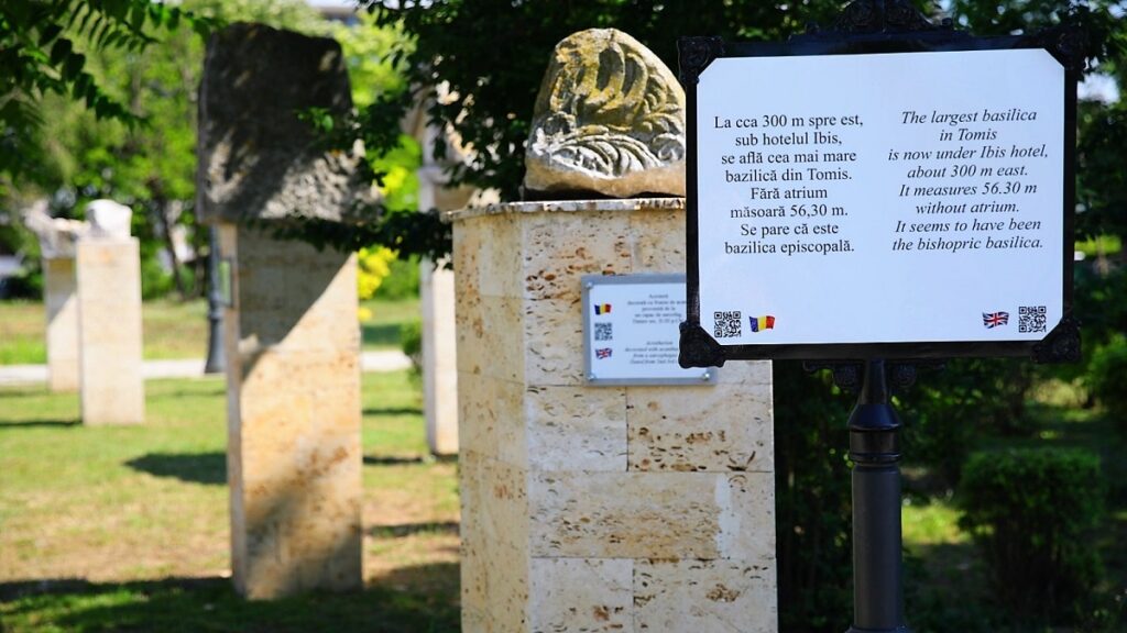 Se montează panouri informative în Parcul Arheologic. FOTO Primăria Constanța