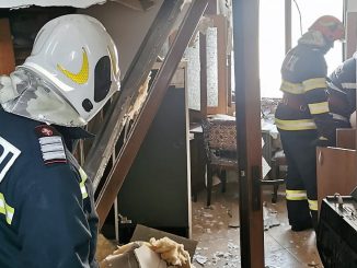 Trei răniți după explozia unei butelii într-o clădire din Constanța. FOTO ISU Dobrogea