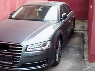 În urma perchezițiilor a fost ridicat, în vederea continuării cercetărilor, un autoturism. FOTO IPJ Constanța