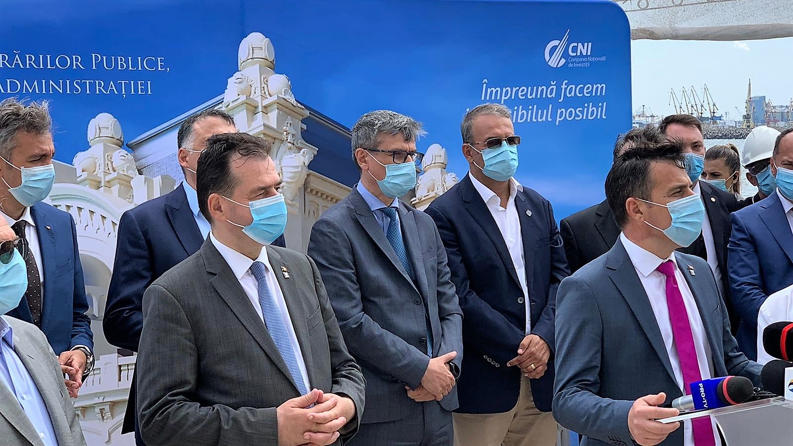 Ludovic Orban la Constanța: „Nu vrem să ajungem la noi restricții, dar depinde de creșterea numărului de români care respectă regulile de protecția sanitară”