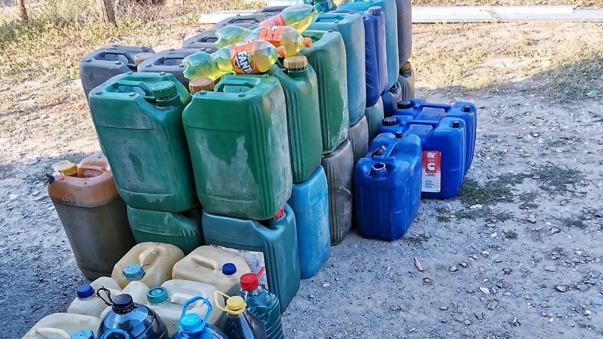 Zeci de percheziții efectuate în Constanța și Ialomița pentru destructurarea unei rețele de contrabandă cu combustibil