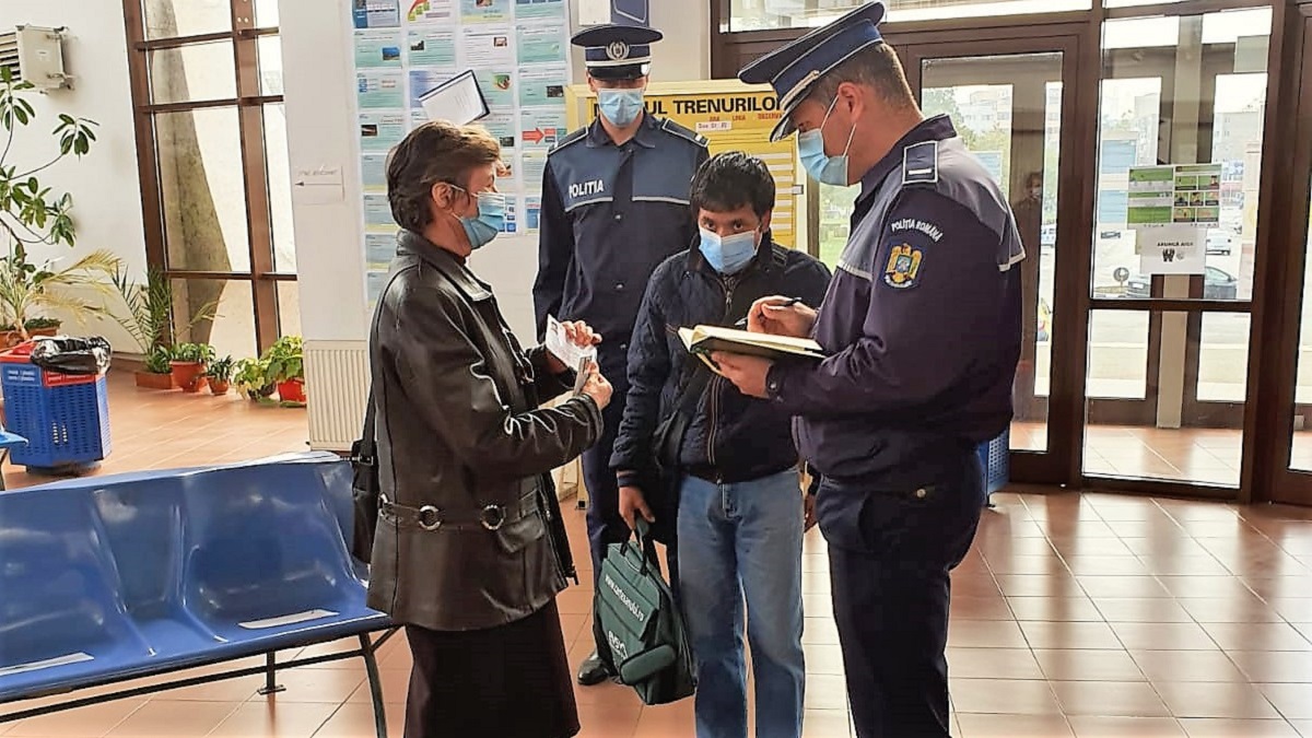 Peste 100 de amenzi aplicate de polițiști în a doua zi de carantină la Constanța