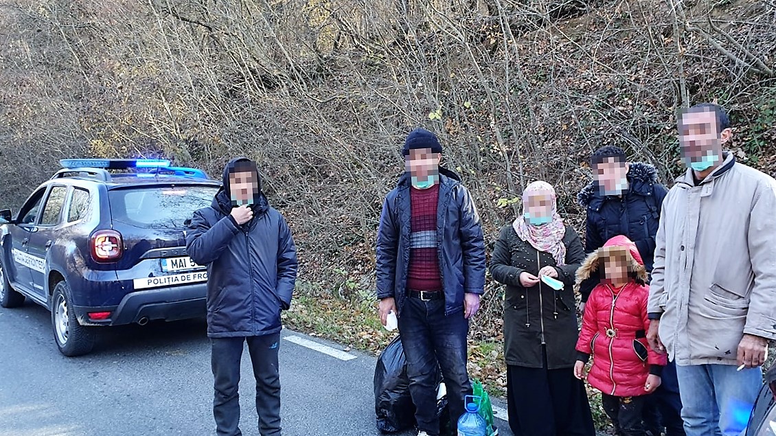 Cetățeni sirieni, depistați de polițiștii de frontieră constănțeni după ce au intrat ilegal în țară, din Bulgaria