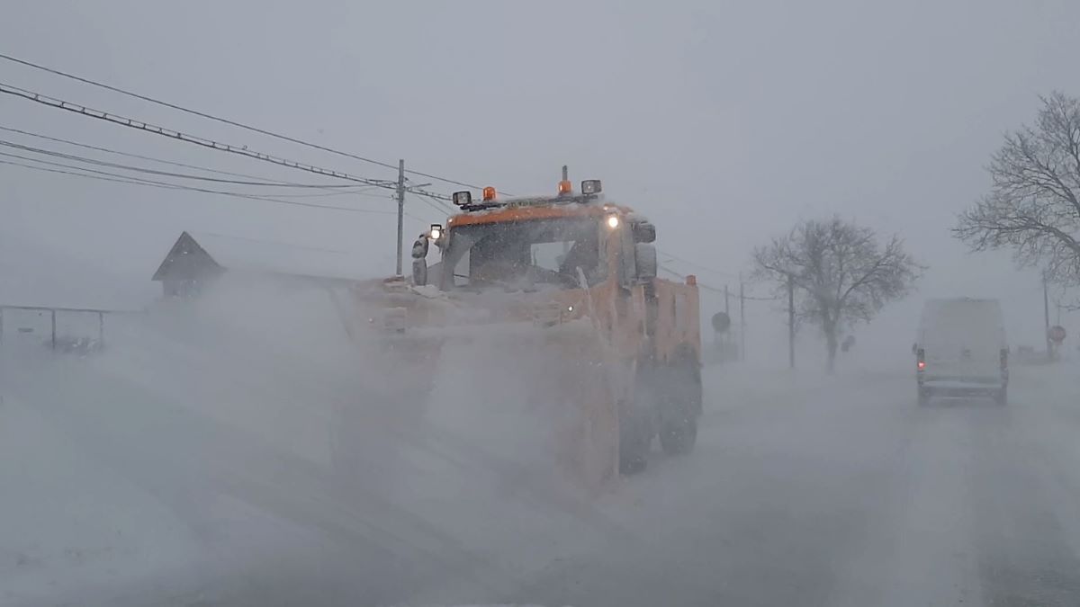 Circulația rutieră a fost închisă pe DN 3, între Cobadin și Ostrov, dar și pe DN 38, între Agigea și Negru Vodă