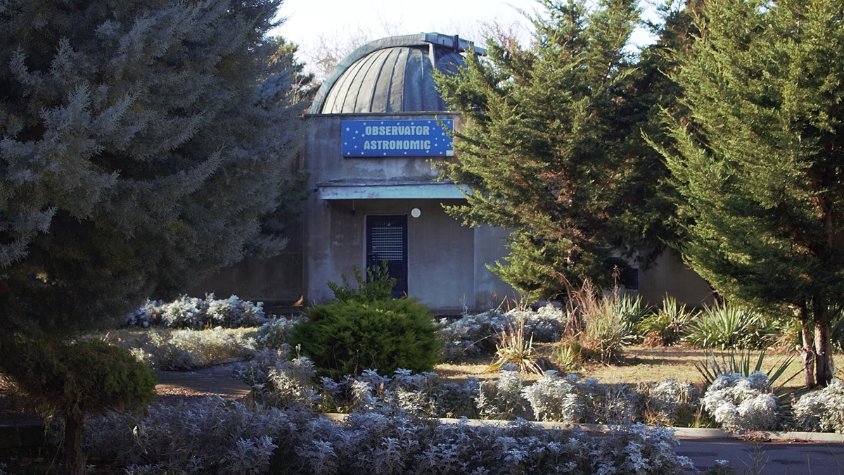FOTO VIDEO Dr. Adrian Bîlbă, invitație la Observatorul Astronomic: “Urmează câteva nopți cu cer descoperit, în care poate fi văzută, la asfințit, conjuncția planetelor Jupiter, Saturn și Mercur”