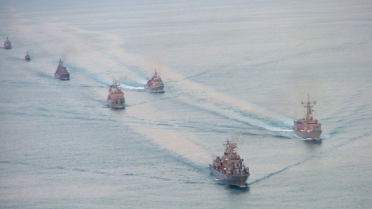 Peste 700 de militari, din șase țări NATO, se instruiesc în Marea Neagră sub comanda Forțelor Navale Române