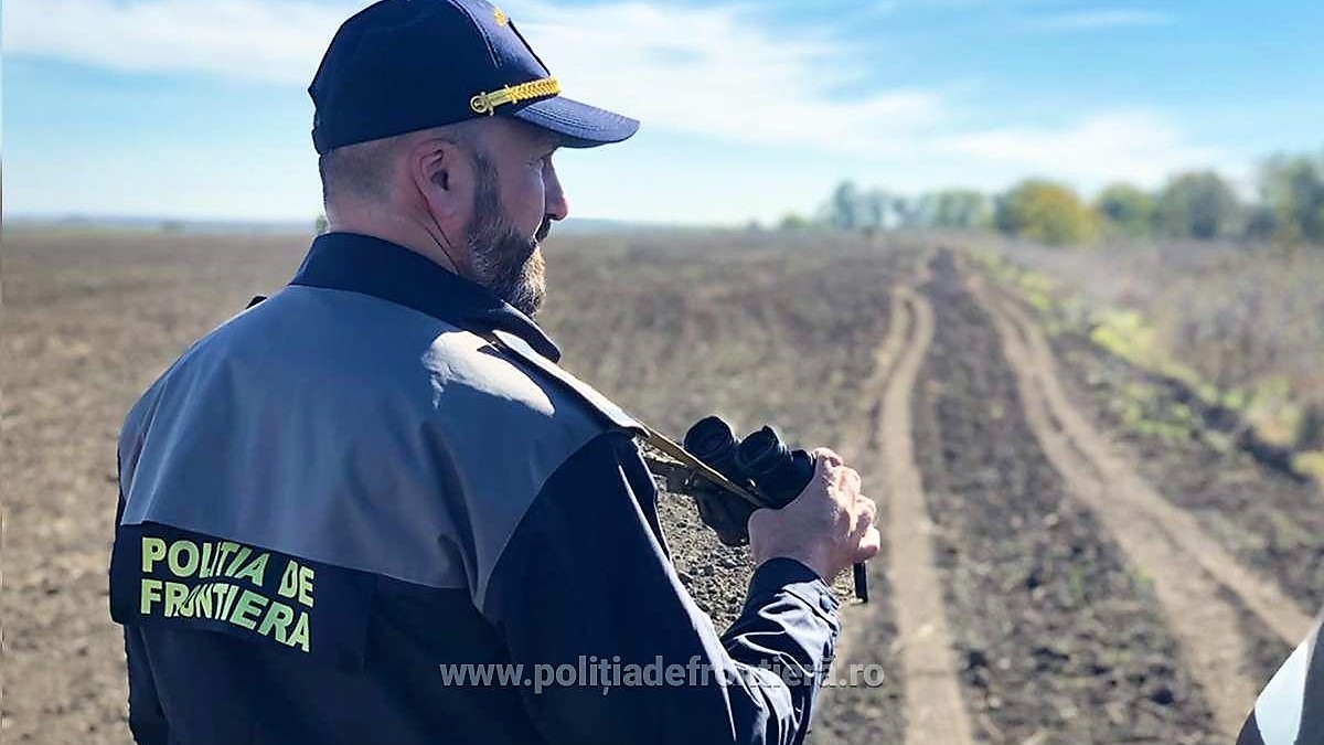 Sute de posturi vacante scoase la concurs, prin încadrare directă, la nivelul Poliției de Frontieră Române. La Garda de Coastă sunt disponibile 30 de posturi