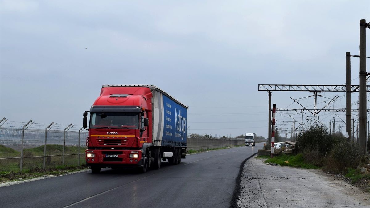 Au început lucrările de modernizare la drumul dintre Poarta 7 și Poarta 9 ale Portului Constanța