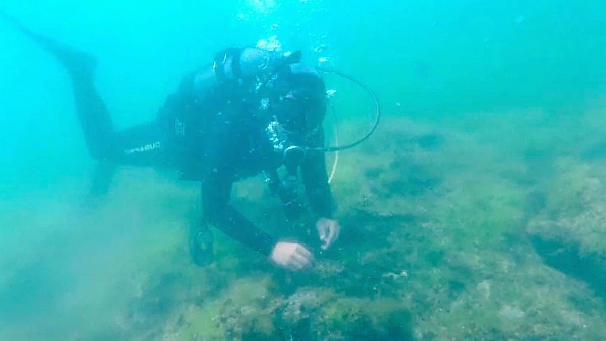 Trei sute de constănțeni și turiști sunt invitați să descopere vestigiile scufundate ale cetății antice Tomis