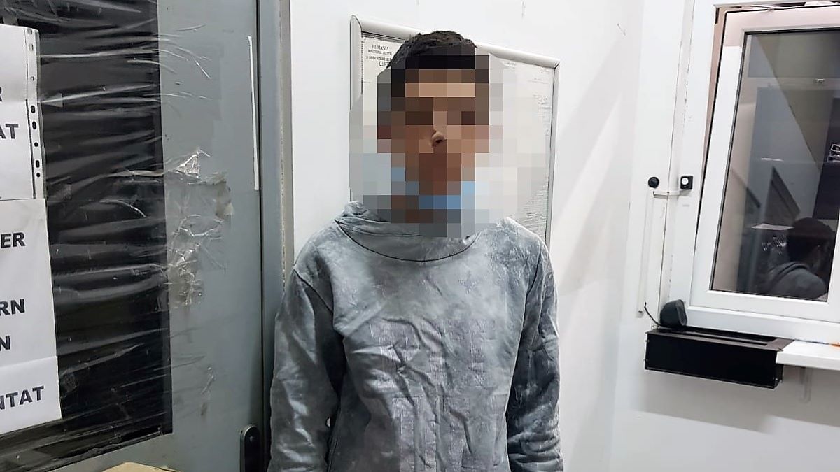 Un tânăr care a tâlhărit operatoarea unei săli de jocuri din Năvodari, prins de agenții Zip Escort