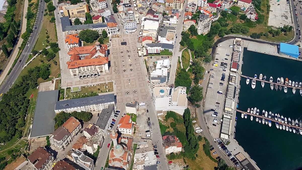 Accesul autovehiculelor neautorizate va fi interzis în zona peninsulară a Constanței din luna noiembrie