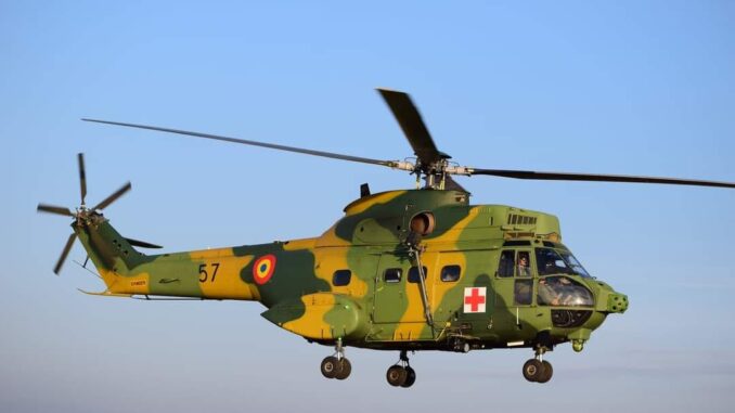 Elicopter IAR 330-Puma. FOTO MApN