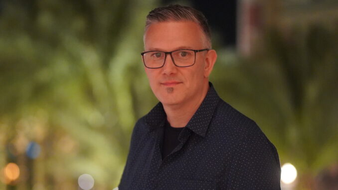 Jurnalistul Adrian Boioglu. FOTO Mitică Raftu