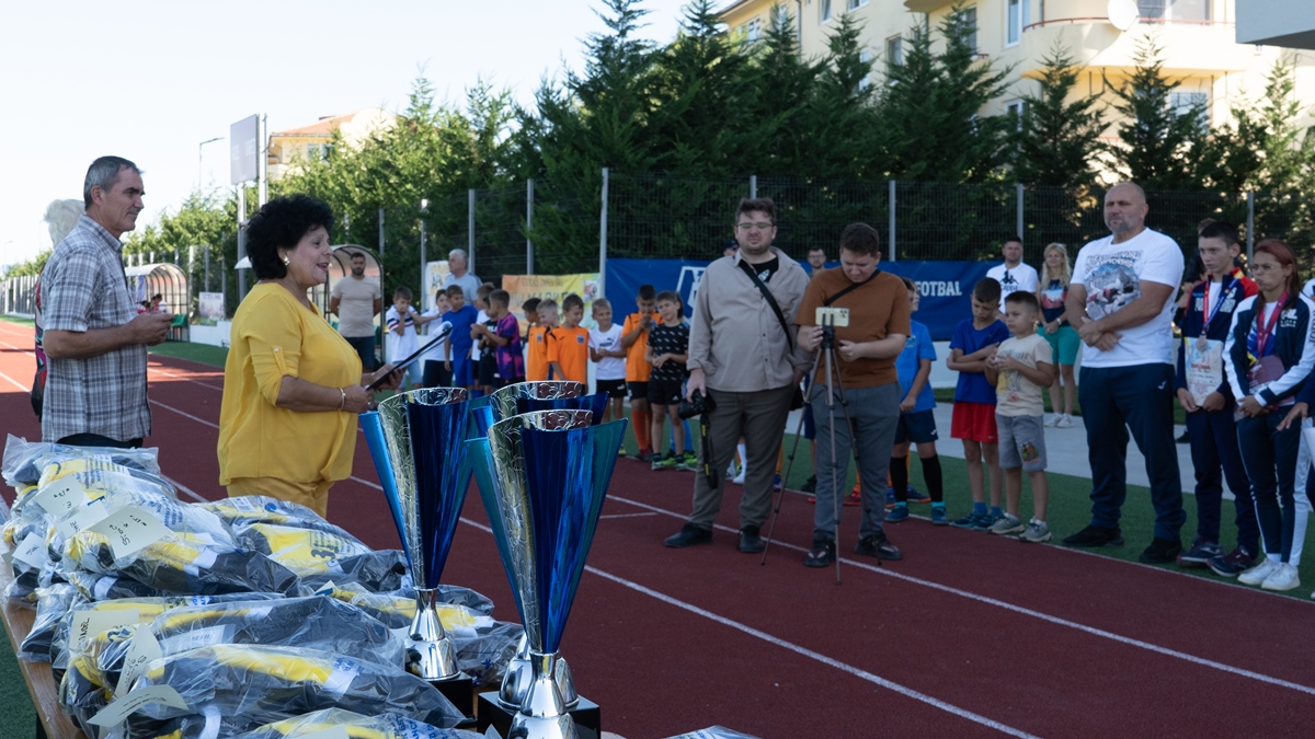 cumpana_premiere_11 (1 of 1) The athletes of Cumăna were honored. PHOTO Paul Alexe