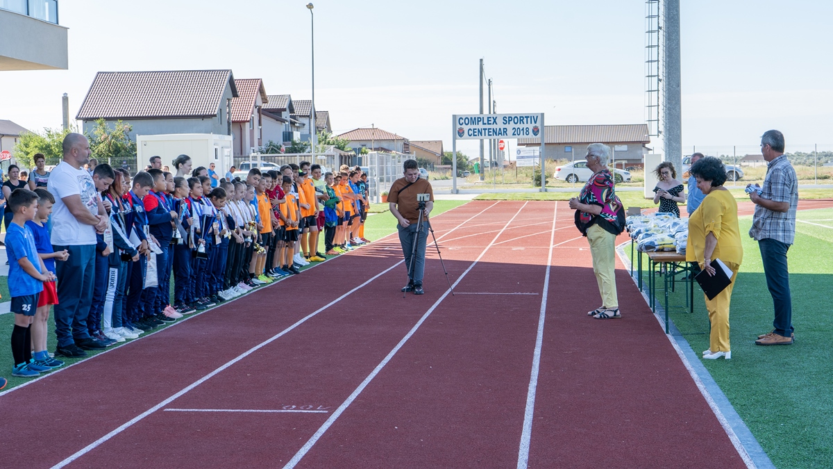 cumpana_premiere_17 (1 of 1) The athletes of Cumăna were honored. PHOTO Paul Alexe