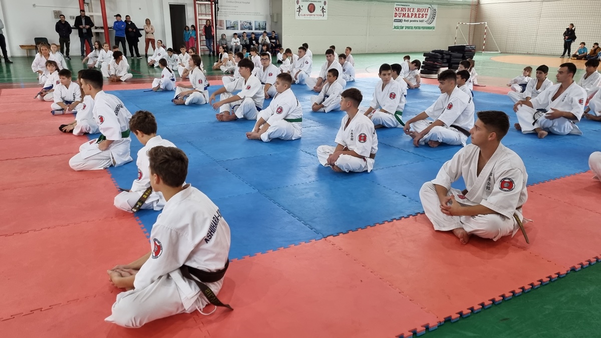 Athlètes du CS Ovidiu. PHOTO Mitică Raftu Athlètes du CSO Ovidiu. PHOTO Mitică Raftu