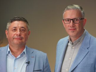 Mihai Soare, primarul comunei Siliștea și jurnalistul Adrian Boioglu, managerul CTnews. FOTO Mitică Raftu / CTnews.ro