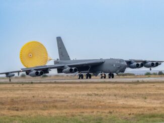 Aeronava B-52H Stratofortress, la Mihail Kogălniceanu. FOTO Senior Airman Seth Watson