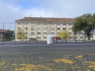 Autoritățile din Cernavodă promit că elevii se vor bucura de noul teren de sport modernizat chiar de anul acesta. FOTO CTnews