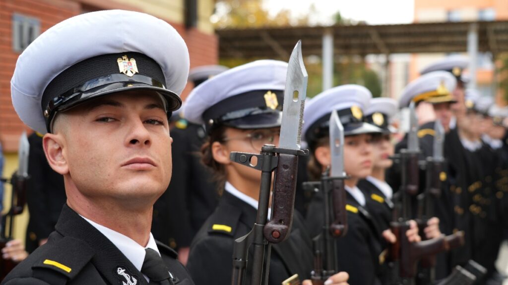 Elevii Școlii Militare de Maiștri Militari a Forțelor Navale au jurat credință patriei. FOTO Forțele Navale Române