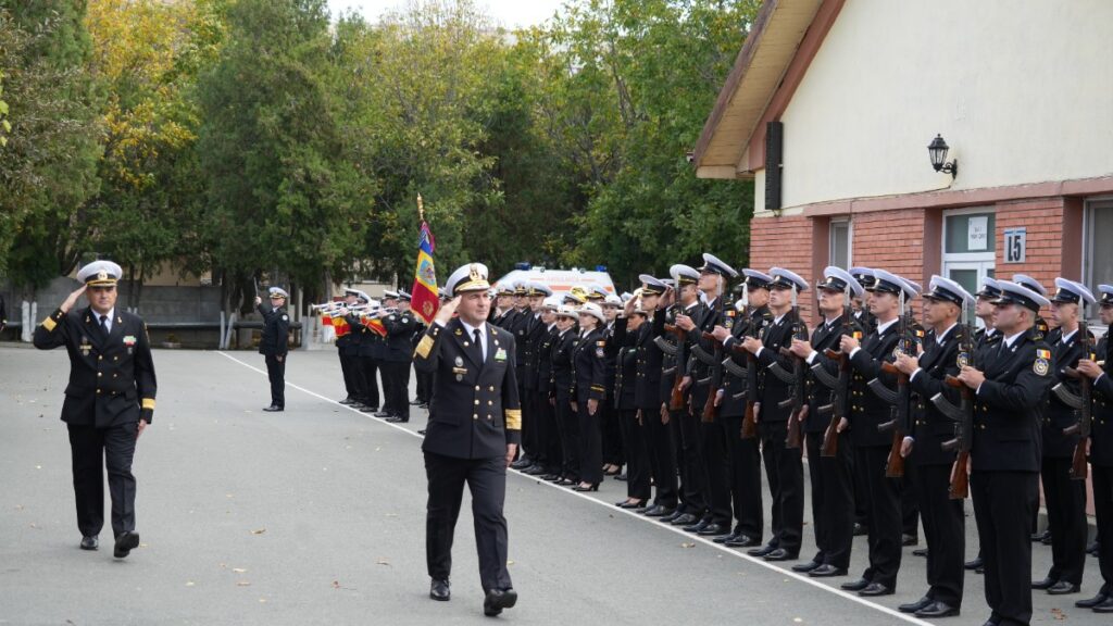 Elevii Școlii Militare de Maiștri Militari a Forțelor Navale au jurat credință patriei. FOTO Forțele Navale Române