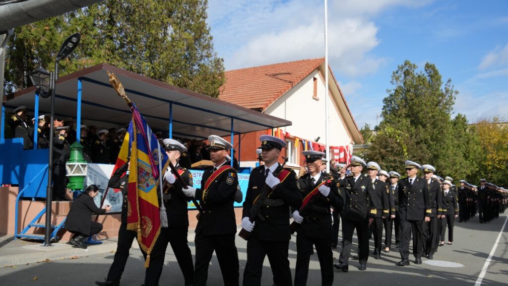 Elevii Școlii Militare de Maiștri Militari a Forțelor Navale au jurat credință patriei. FOTO Forțele Navale Române