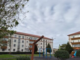 Reabilitarea termică pe fonduri europene a blocurilor din Mihail Kogălniceanu avansează cu pași repezi. FOTO Primăria Mihail Kogălniceanu
