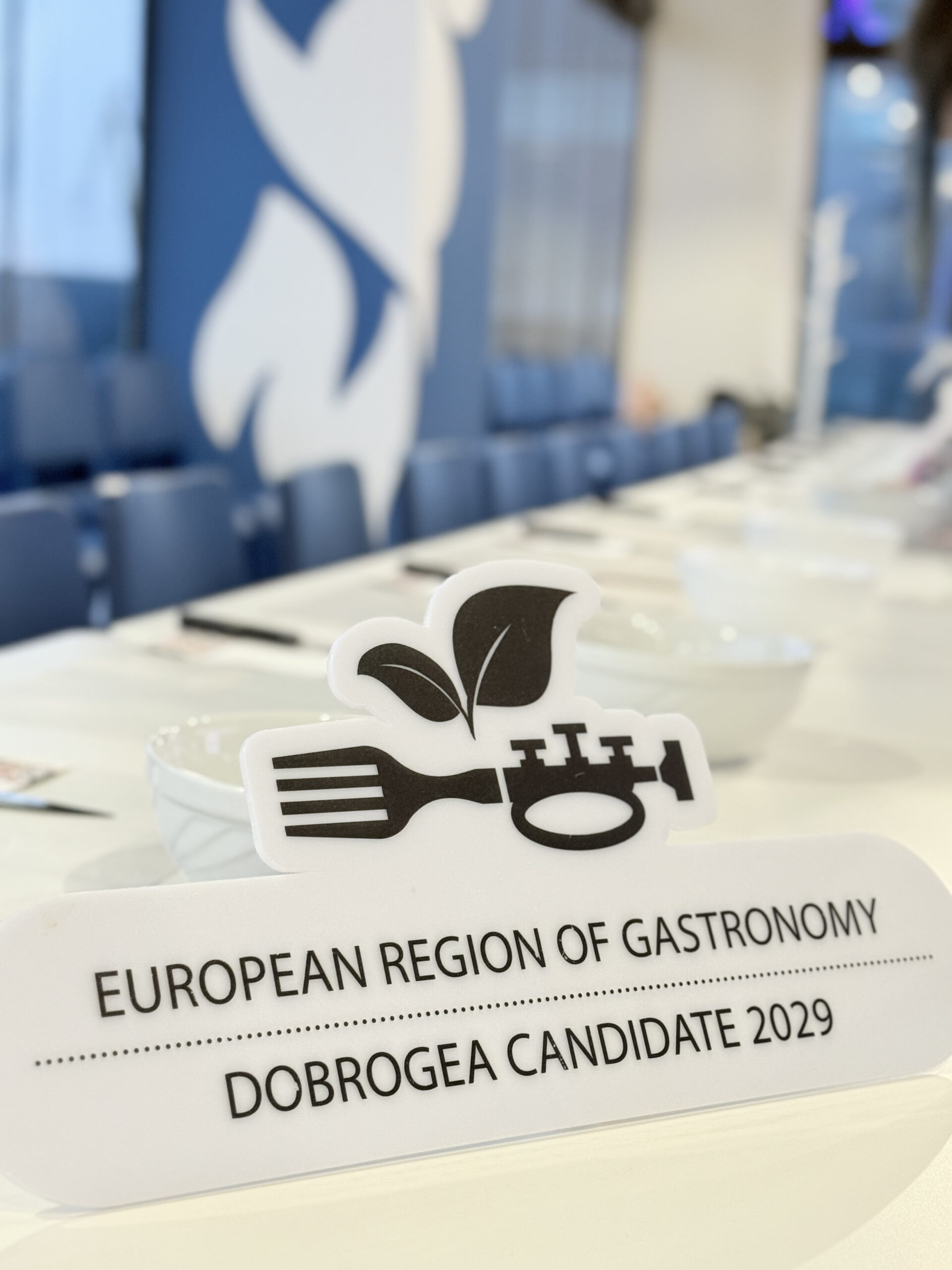 De Ziua Dobrogei, zeci de liceeni constănțeni au participat la un atelier interactiv dedicat educației prin gust, organizat de Explore Dobrogea la Zbor Hub Constanța. FOTO Explore Dobrogea